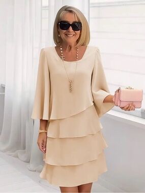 Elegant Cream / Beige Layered Chiffon Dress XL